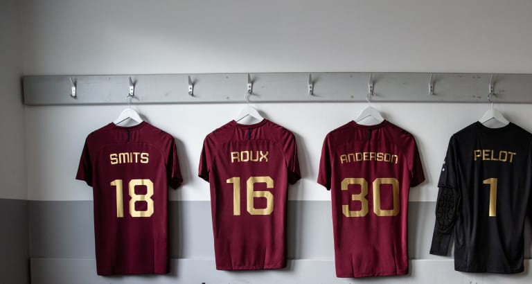 Vetement sport personnalisé pas cher store